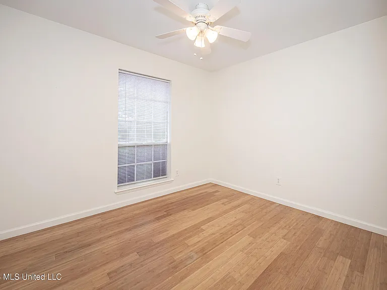 1213 King Henry Dr — Photo 46