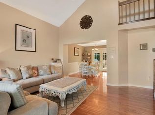 3908 Melanie Ct, Urbandale, IA 50322