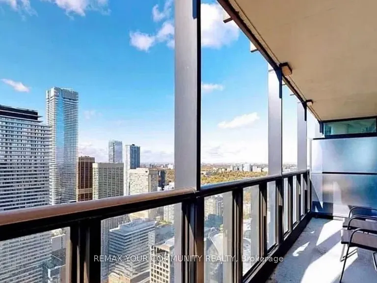101 Charles St E #4505 — Photo 11