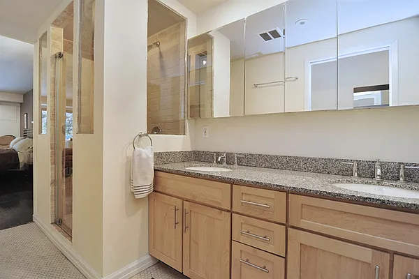 Sold by Corcoran | media 6