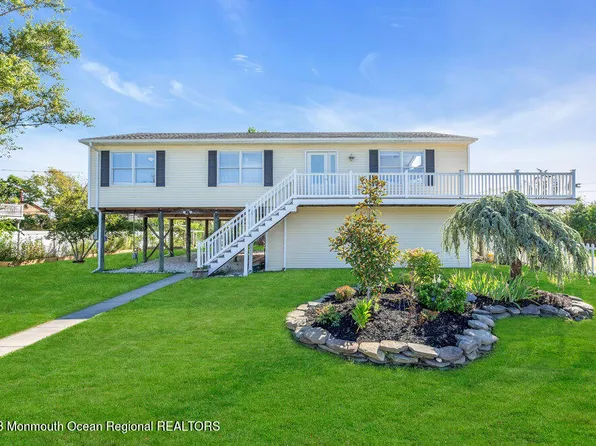 809 Cedar Street, Tuckerton, NJ 08087