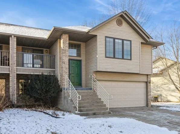 407 W Side Dr, Iowa City, IA 52246