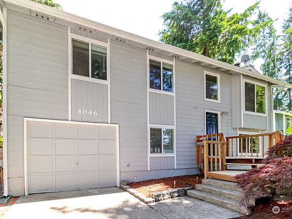 3rd image of 4046 Chinook Place NW