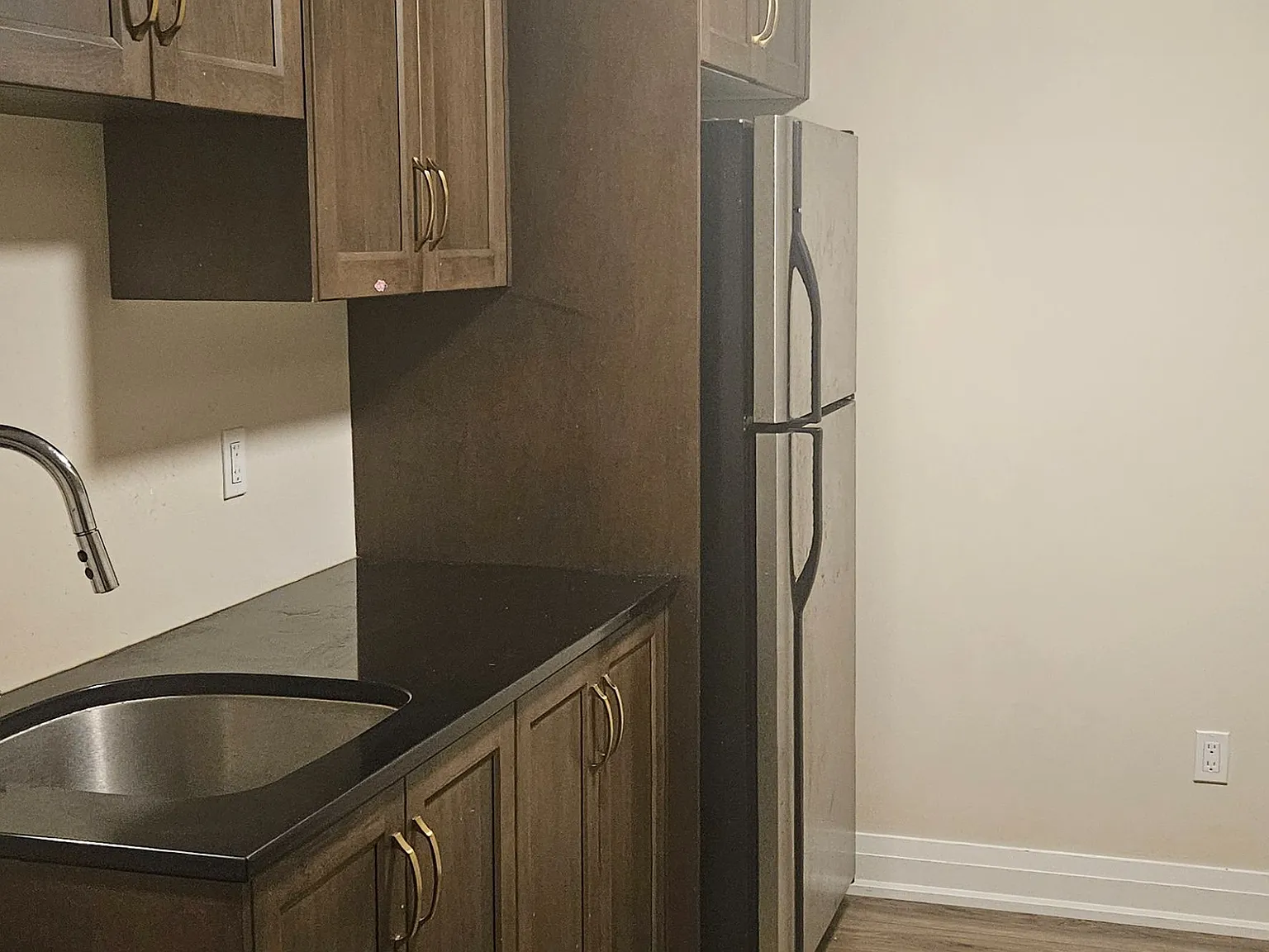 1 bed, $1,700 — Photo 3