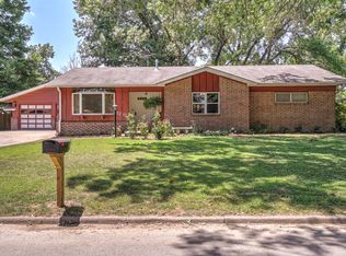 1212 S Lewis St, Yale, OK 74074