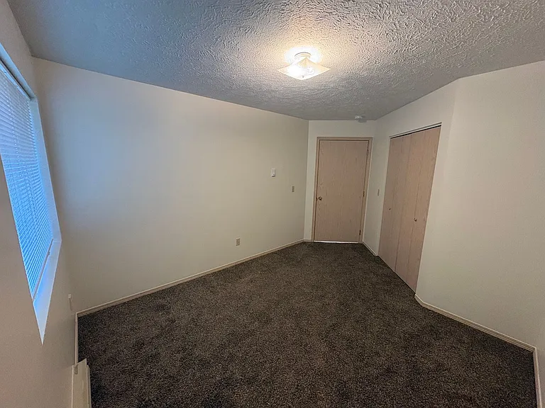 705 S Jefferson St — Photo 21