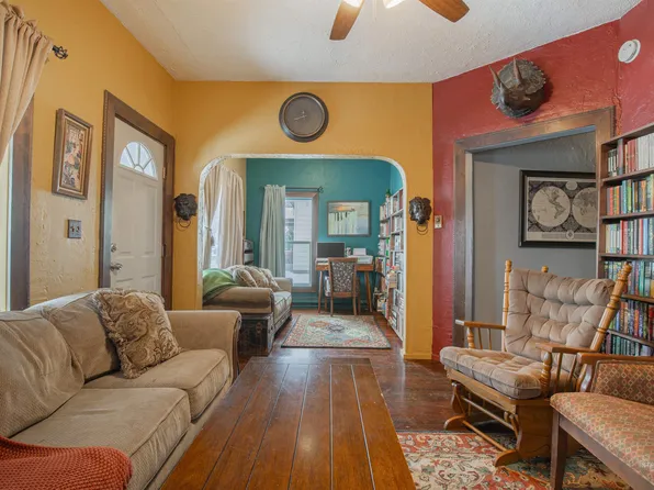 914 3rd St, Clarkston, WA 99403