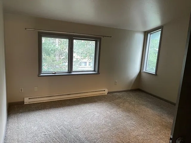 Building Photo - 211 W Beaver Creek Blvd #A2