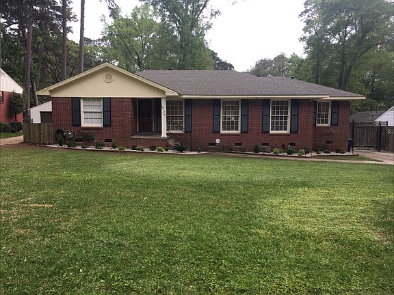 3rd image of 707 Thora Blvd