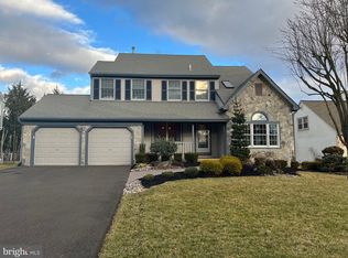 5 Hibiscus Pl, Newtown, PA 18940