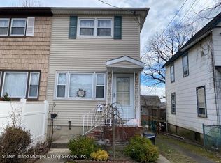 119 Trantor Pl, Staten Island, NY 10302