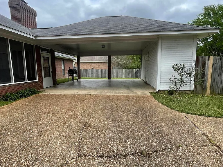 113 Oak Ridge Cir — Photo 15
