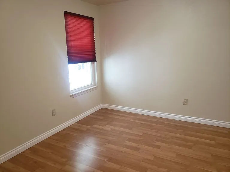 212 NE 175th Ave — Photo 22