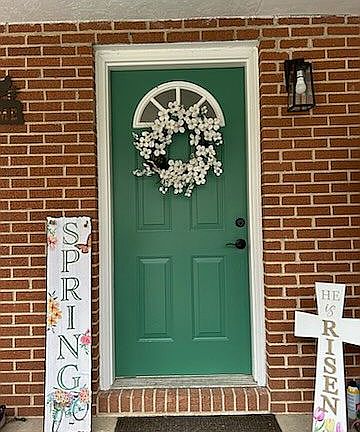 2nd image of 121 Leasure Rd