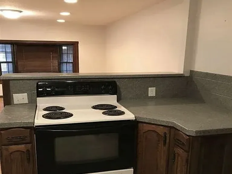 514 S All Hallows Ave — Photo 5