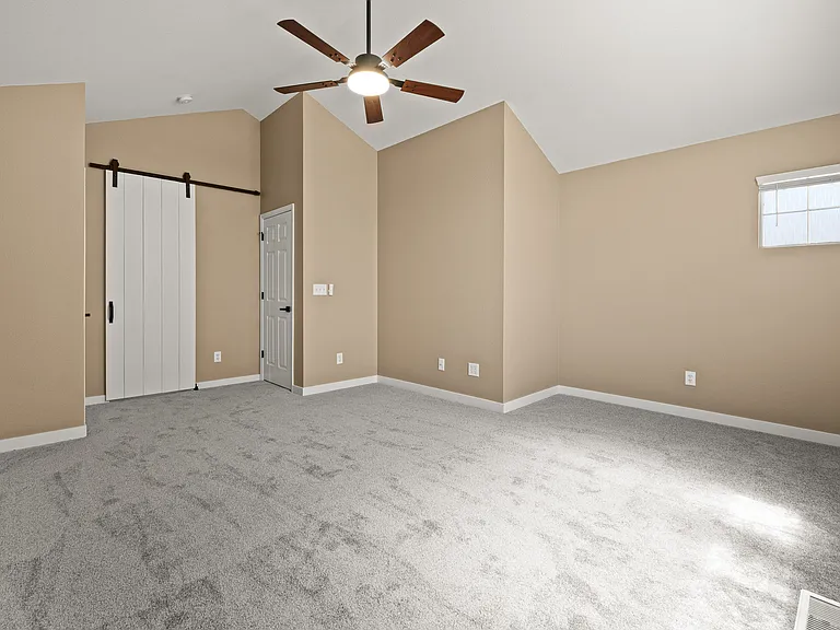 250 Rock Bridge Ln — Photo 38