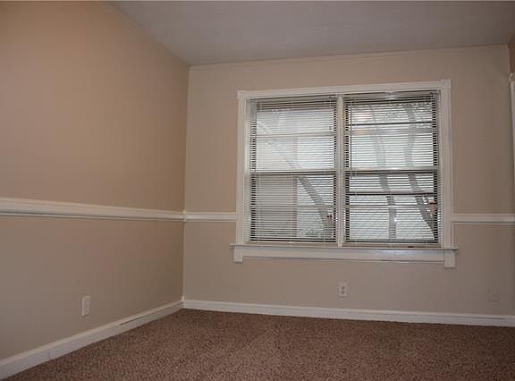 4th image of 3102 Dartmouth Dr