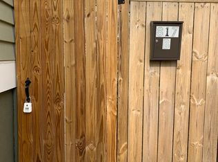 817 Elder St NW, Washington, DC 20012