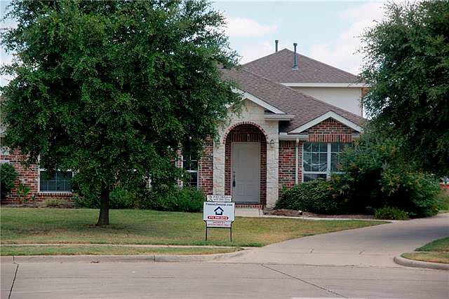 1st image of 412 Idaho Ct