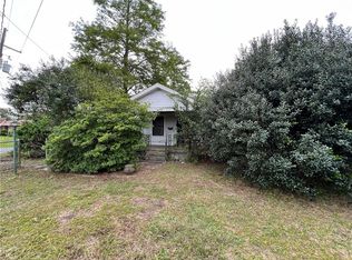 7371 Patterson Dr, New Orleans, LA 70131