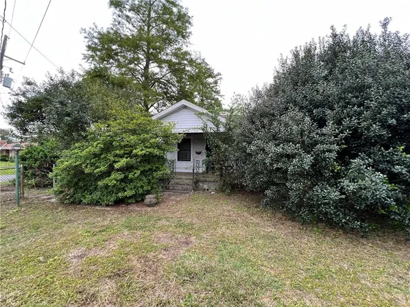 7371 Patterson Dr, New Orleans, LA 70131