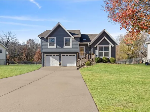 1804 4th St, Platte City, MO 64079