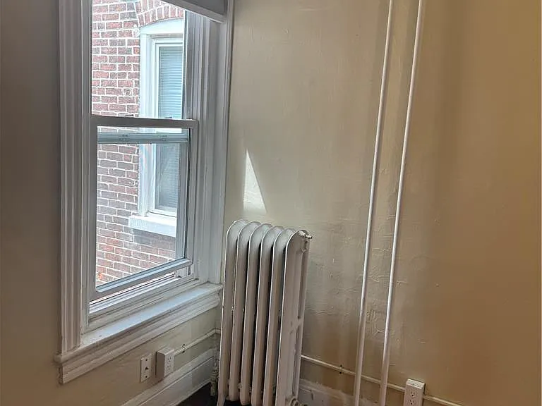 716 W Washington St #2 — Photo 8