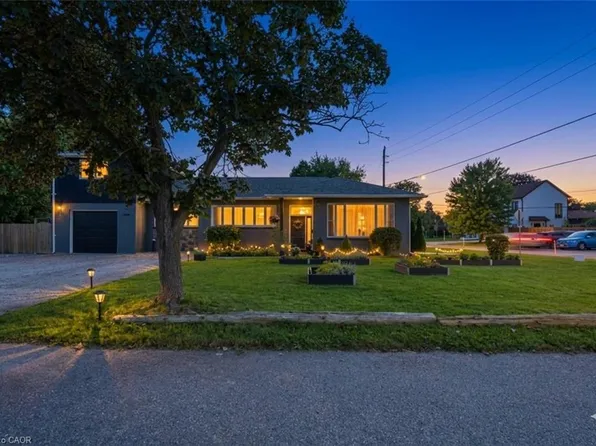 2180 Dixie Rd, Mississauga, ON L4Y 1Z3
