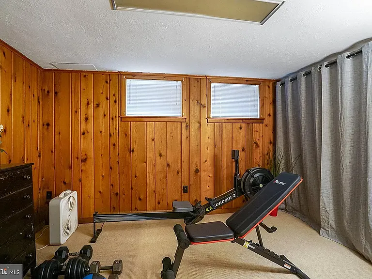 5223 Yorktown Blvd — Photo 30