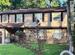 5449 Robin Hill Ct, Norcross, GA 30093