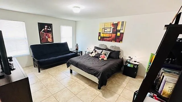 302 Golden Gate Dr — Photo 18