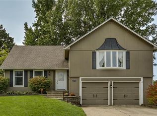 1516 SW Morningside Dr, Blue Springs, MO 64015