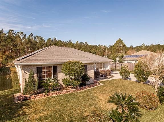 3rd image of 204 W Cherrywood Ln