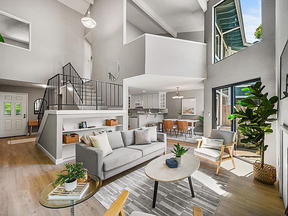 2nd image of 105 Marylyn Circle