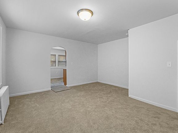 4th image of 34-38 Van Keuren Ave #2