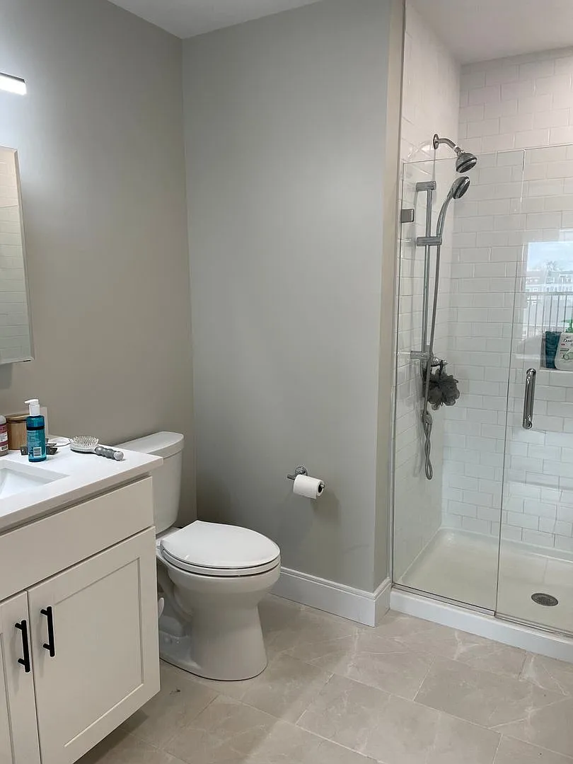 Beautiful Southie apartment — Photo 2