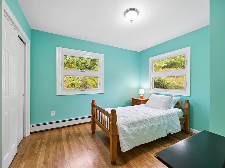 542 Montauk Hwy — Photo 17
