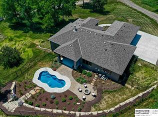 16401 S 36th St, Bellevue, NE 68005