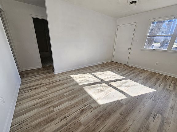 3rd image of 2012 Illinois Ave APT 4