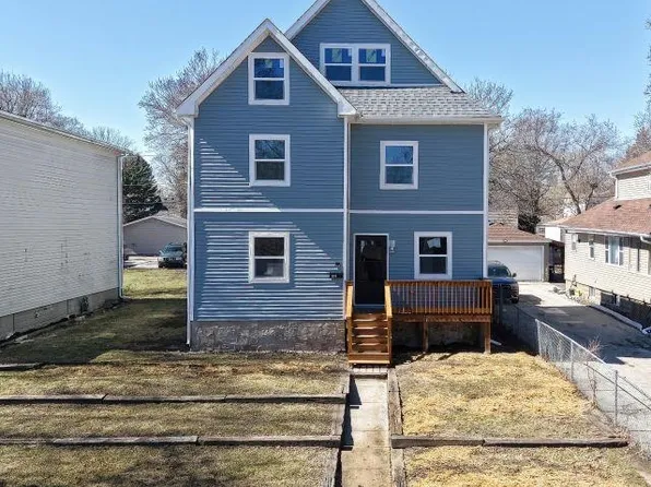 2808 Elisha Ave, Zion, IL 60099