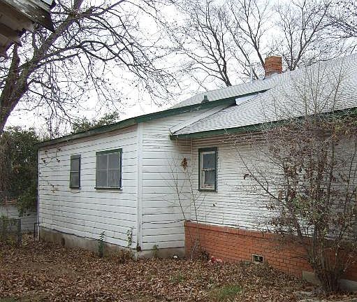 5th image of 1114 E Baltimore Ave