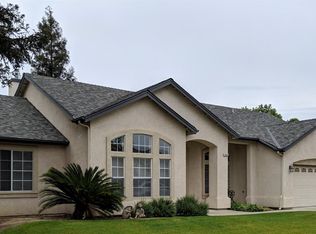 1884 Rialto Ct, Clovis, CA 93611