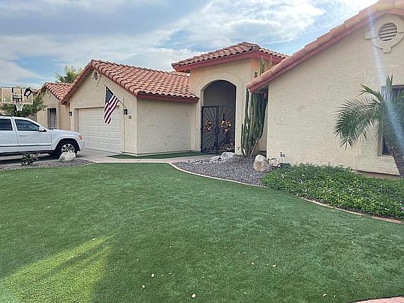 2nd image of 3601 N 109th Dr
