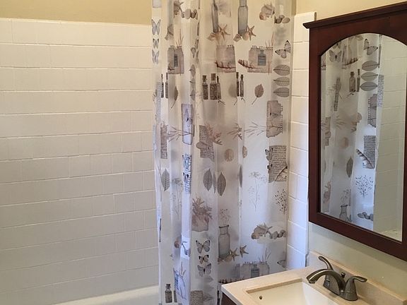 5th image of 1114 N Brand Blvd APT 18