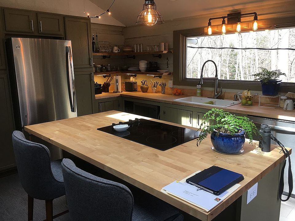 960 Old Ccc Rd, Hendersonville, NC 28739 Zillow