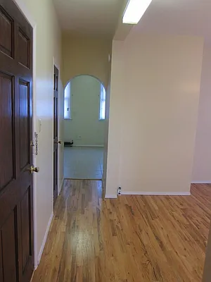 Rented by Realty 2000 Corp | media 8