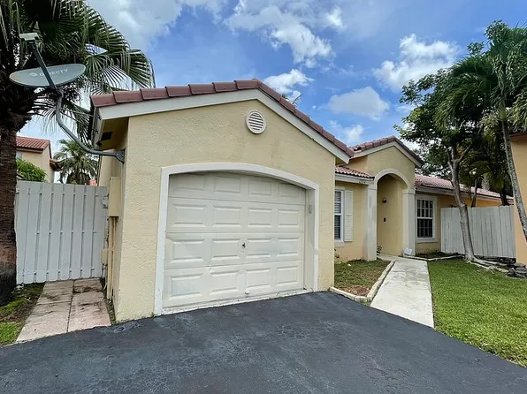 1314 NW 125th Ter, Sunrise, FL 33323