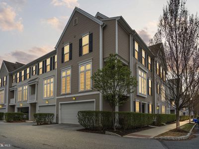 3025A Meridian Cmns, Mechanicsburg, PA, 17055