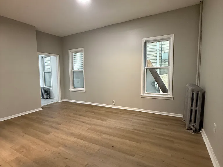 108 S 8th St #1B — Photo 2