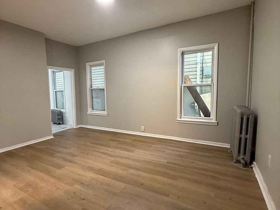 2nd image of 108 S 8th St #1B